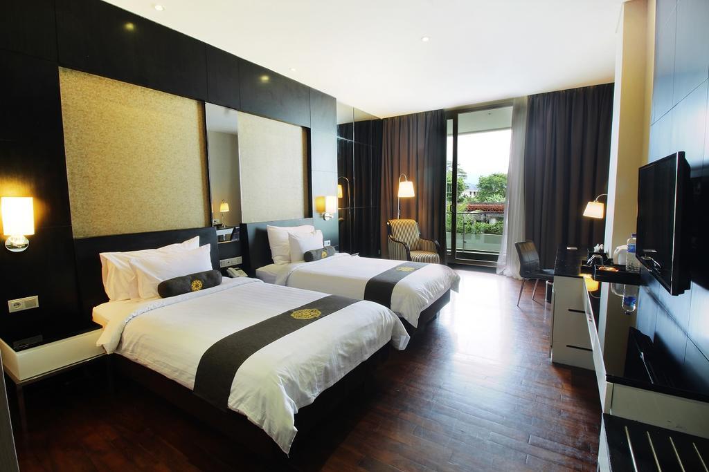Java Heritage Hotel Purwokerto Luaran gambar